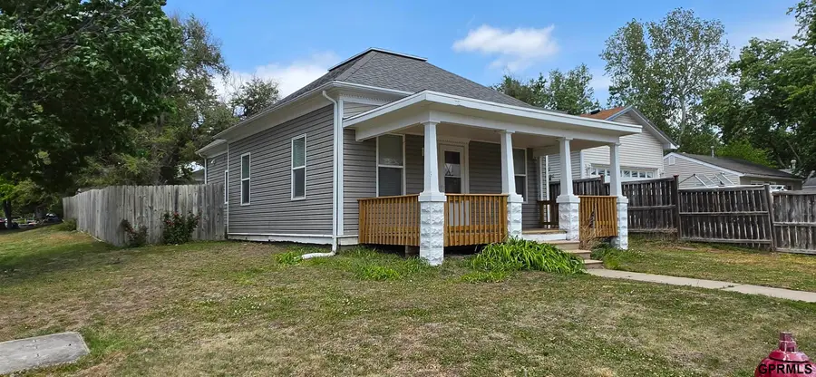 902 Hartley Street, Lincoln, NE 68521 - #2