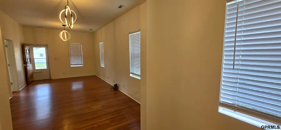 902 Hartley Street, Lincoln, NE 68521 - #3