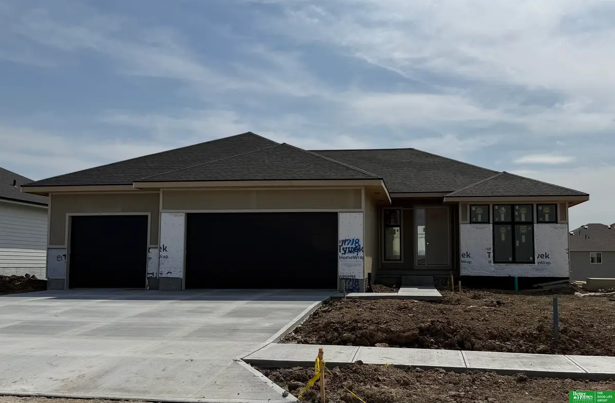11718 S 124th Avenue, Papillion, NE 68046 - #1