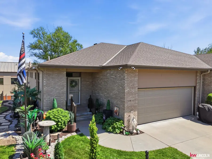 2932 Park Place Court, Lincoln, NE 68506 - #3