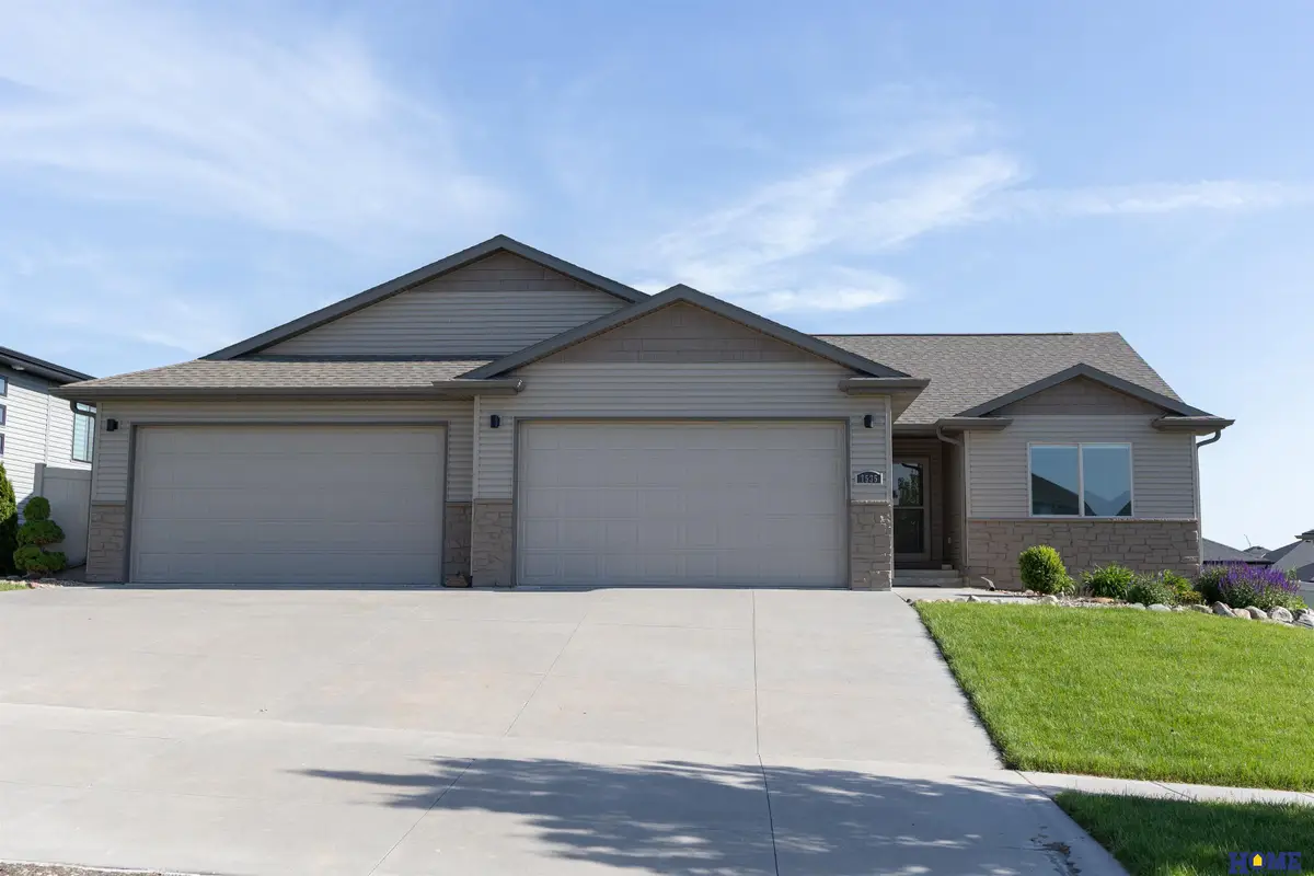 7535 Tavin Drive, Lincoln, NE 68516 - #1