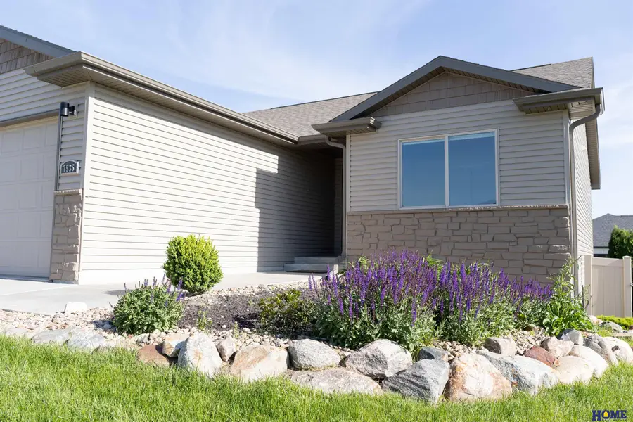 7535 Tavin Drive, Lincoln, NE 68516 - #3