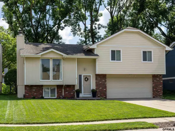 15919 Martha Circle, Omaha, NE 68130