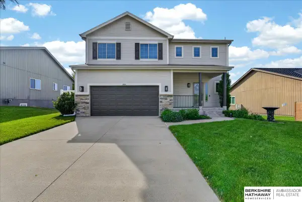 1616 N 209th Street, Elkhorn, NE 68022