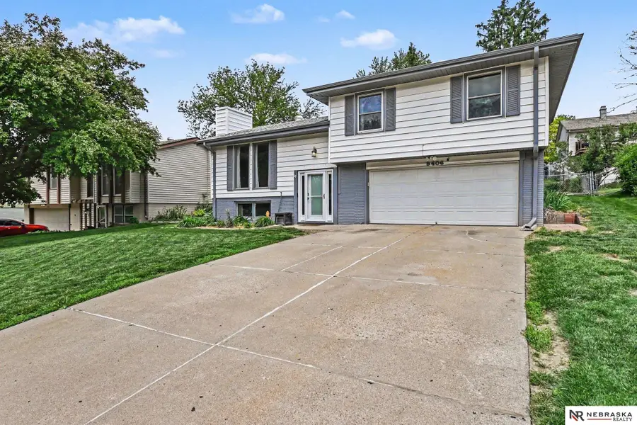 9406 Maplewood Boulevard, Omaha, NE 68134 - #2