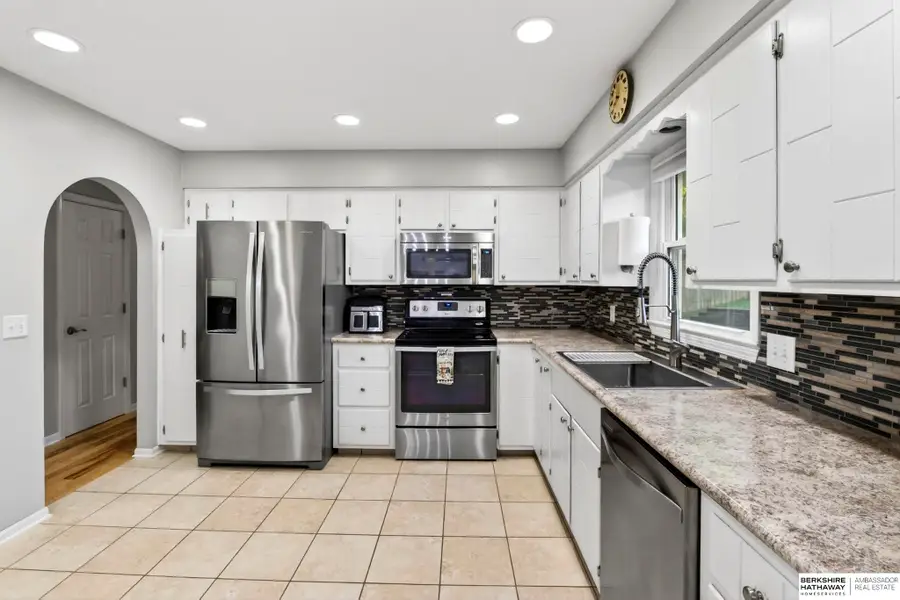 1612 Peterson Drive, Omaha, NE 68130 - #3