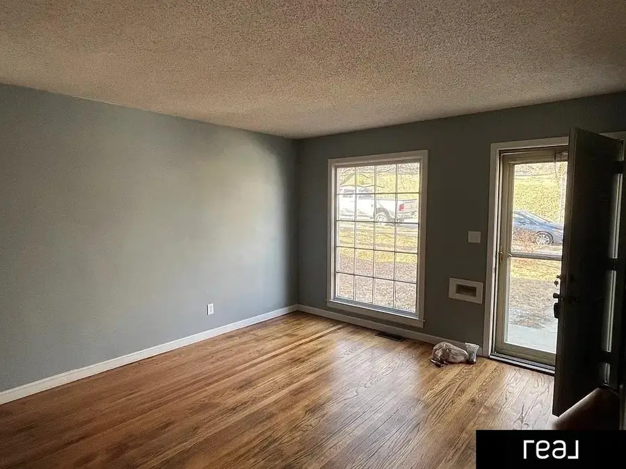 2115 S 48th Avenue, Omaha, NE 68106 - #2