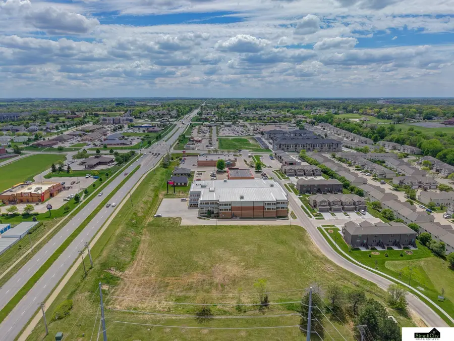 2100 Northwoods Drive, Lincoln, NE 68505 - #3