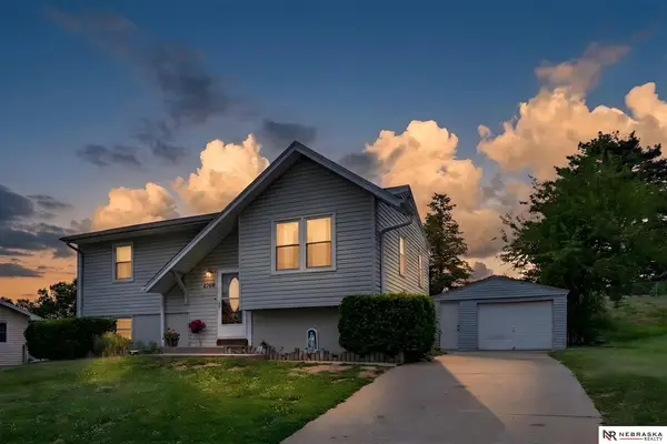 2106 Georgia Avenue, Bellevue, NE 68005