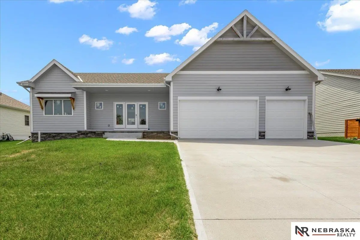 808 Grandview Drive, Louisville, NE 68037 - #1