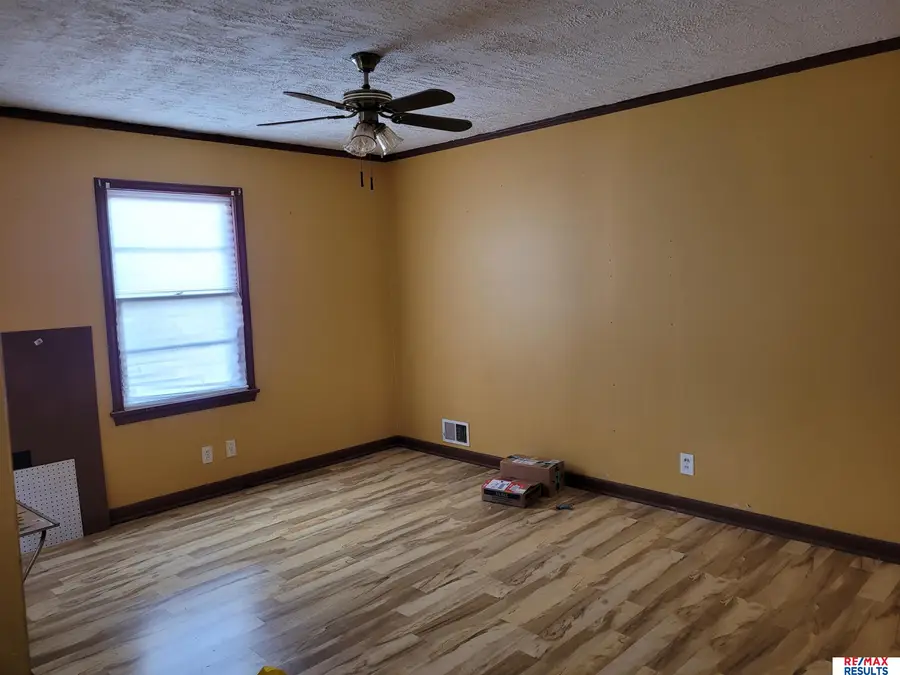7205 North Ridge Drive, Omaha, NE 68112 - #2