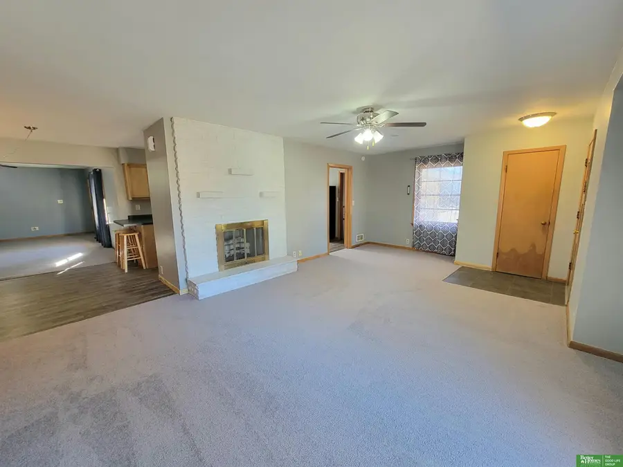 1006 E 12th Street, York, NE 68467 - #3