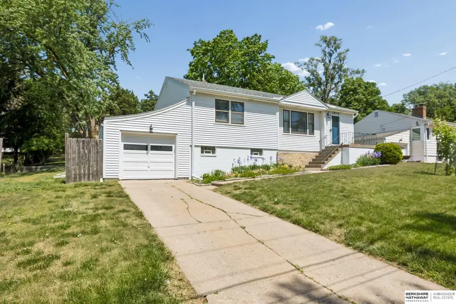 1910 Lindyview Lane, Bellevue, NE 68005 - #2
