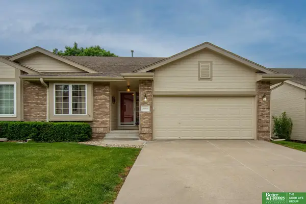 16569 Monroe Street, Omaha, NE 68135