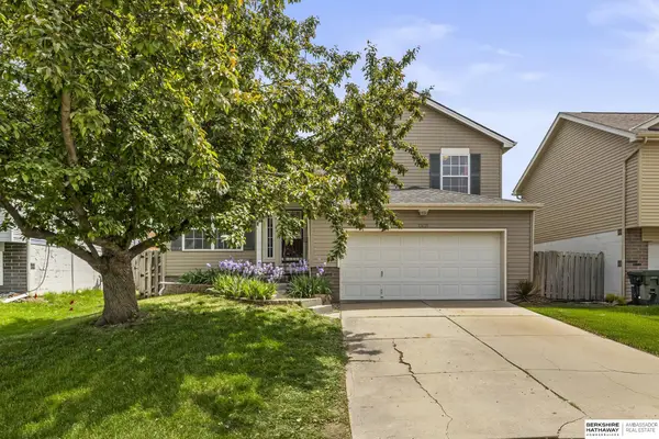 13021 Vernon Avenue, Omaha, NE 68164
