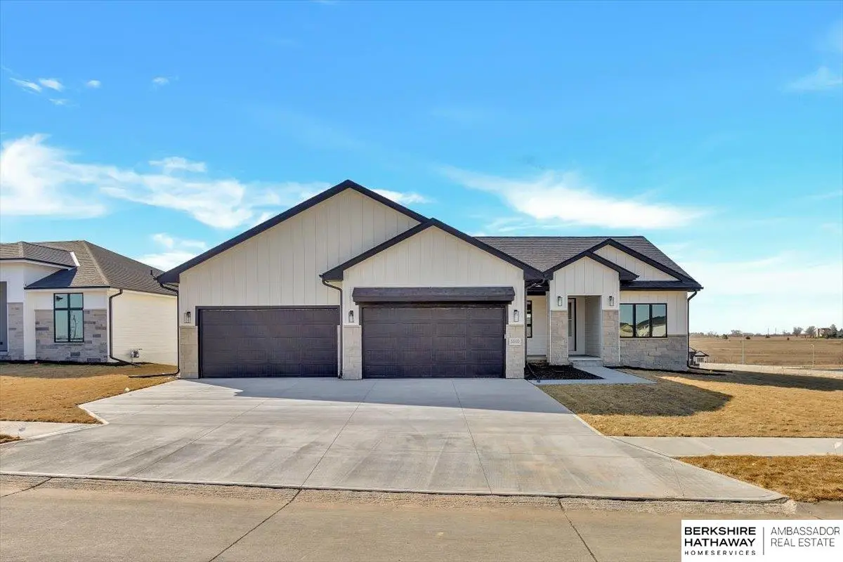 21348 Laurel Circle, Elkhorn, NE 68022 - #1