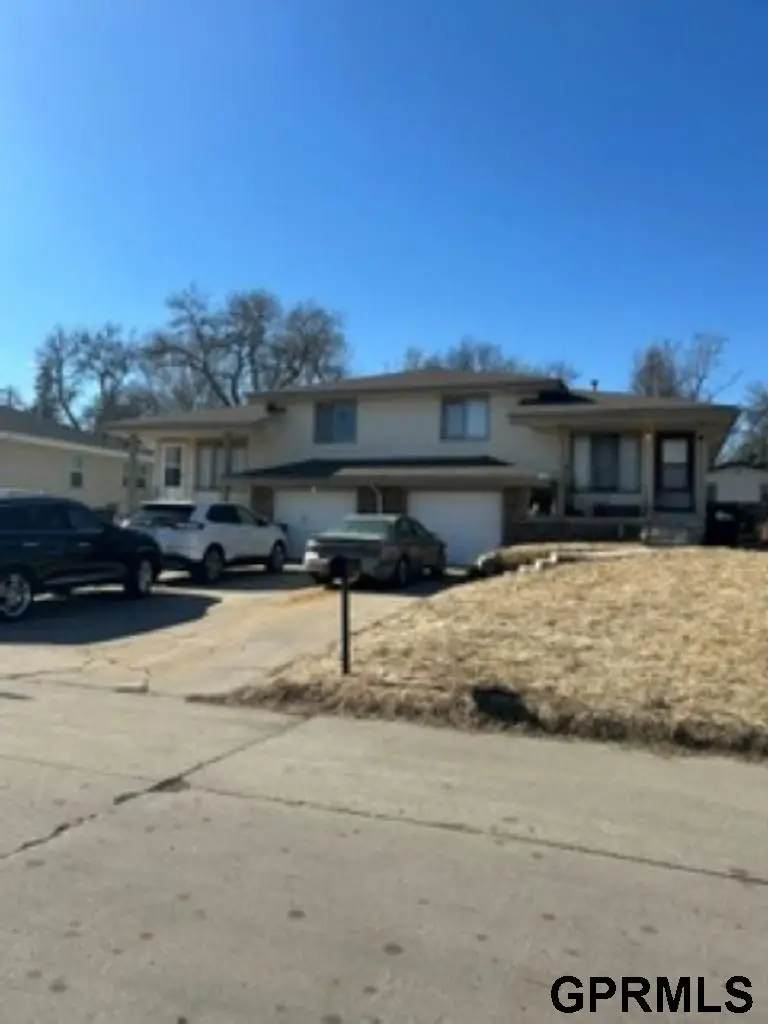 3026 Menke Circle #3026-3028, Omaha, NE 68134 - #2