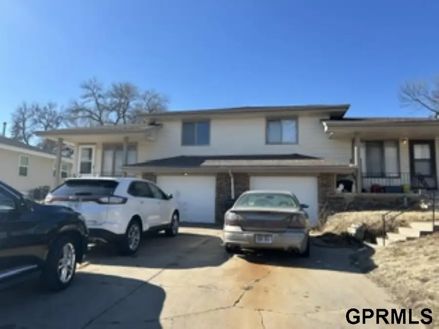 3026 Menke Circle #3026-3028, Omaha, NE 68134 - #3