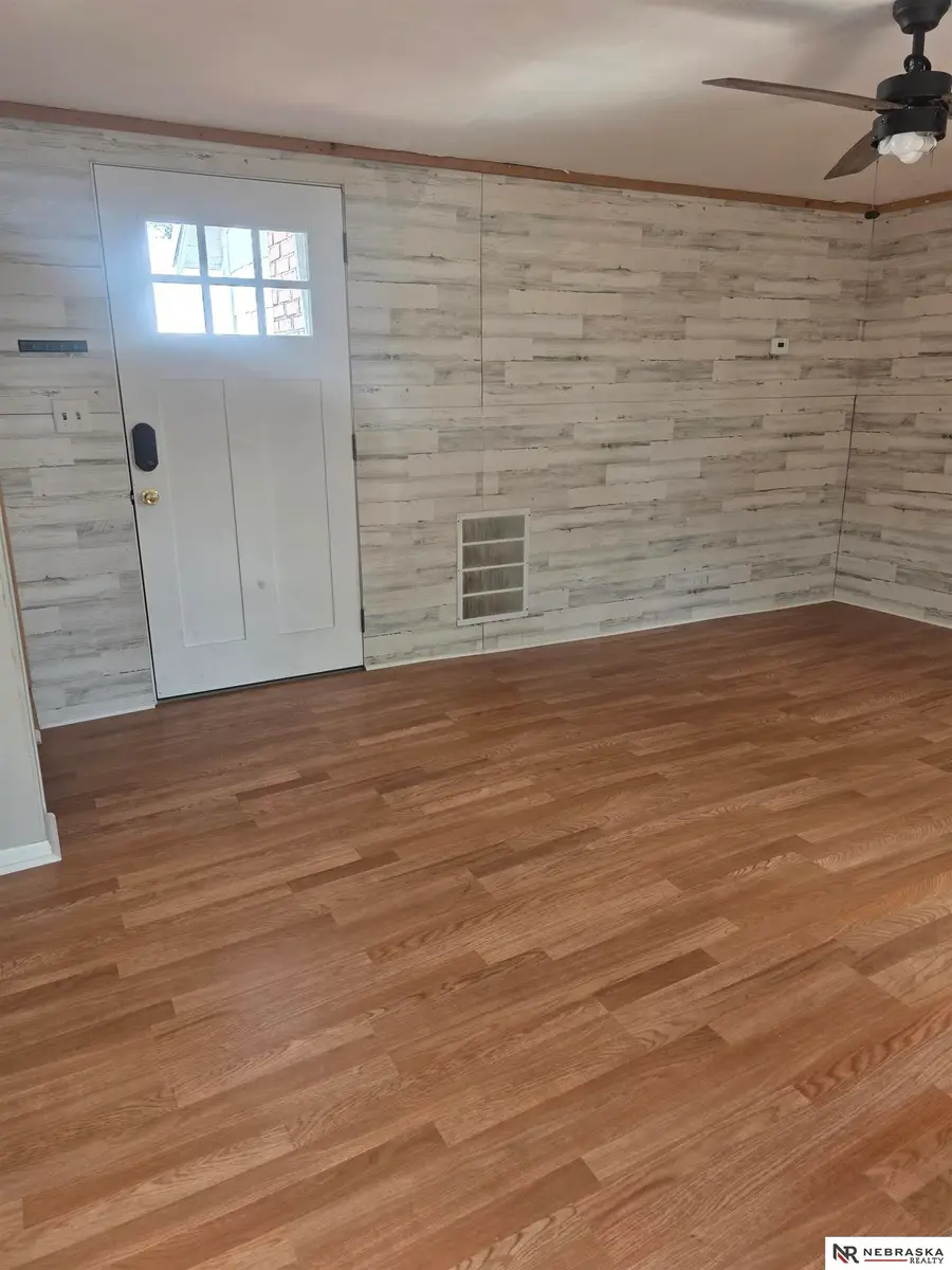 614 8th Street, Fairbury, NE 68352 - #3