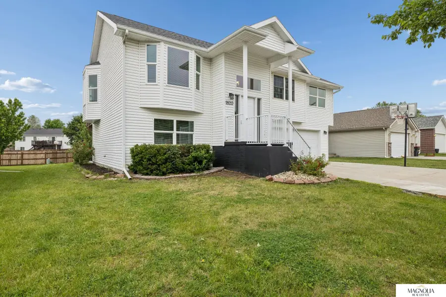 1820 Spring Meadow Drive, Lincoln, NE 68521 - #2