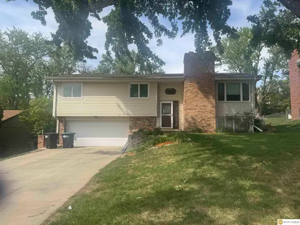 11436 Fowler Avenue, Omaha, NE 68164