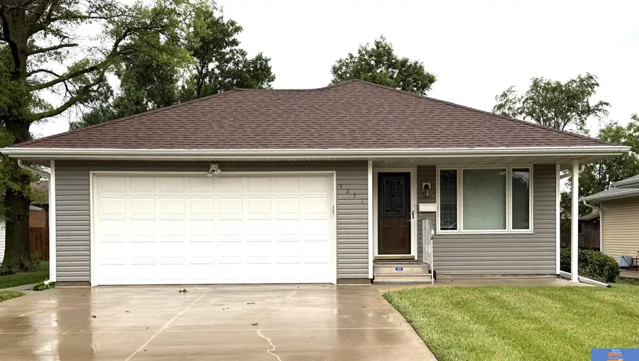 1317 Bell Street, Beatrice, NE 68310 - #3