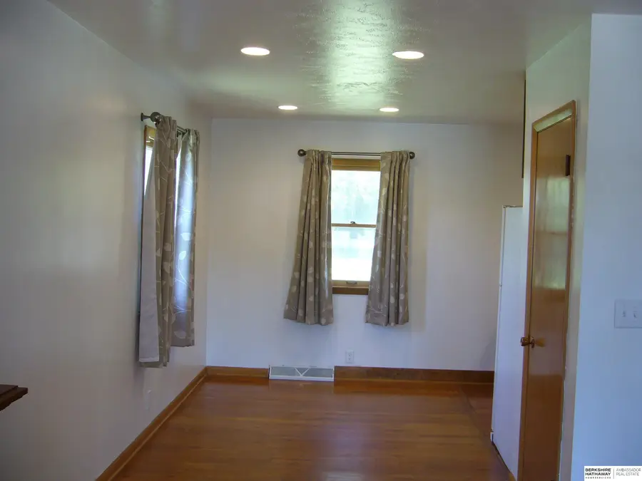 127 Kirby Avenue, Bellevue, NE 68005 - #3