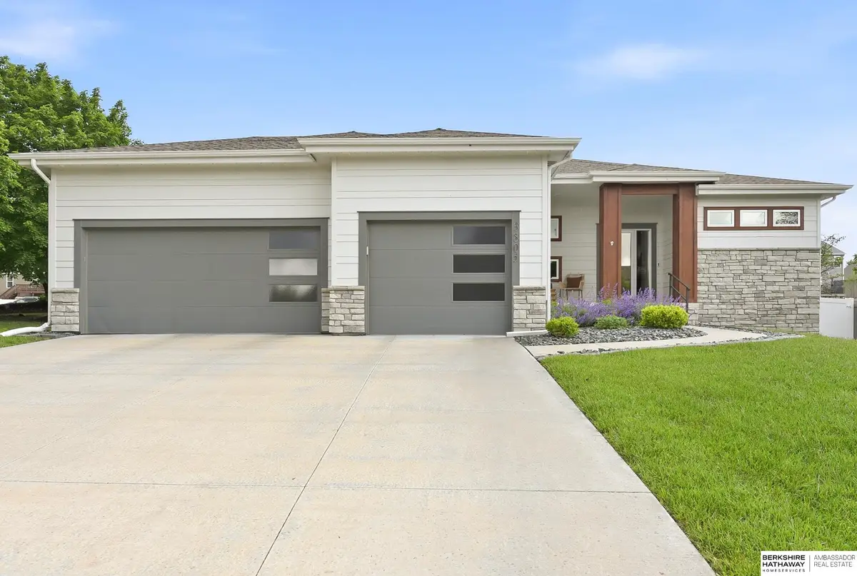 3805 S 192nd Avenue, Omaha, NE 68130 - #1