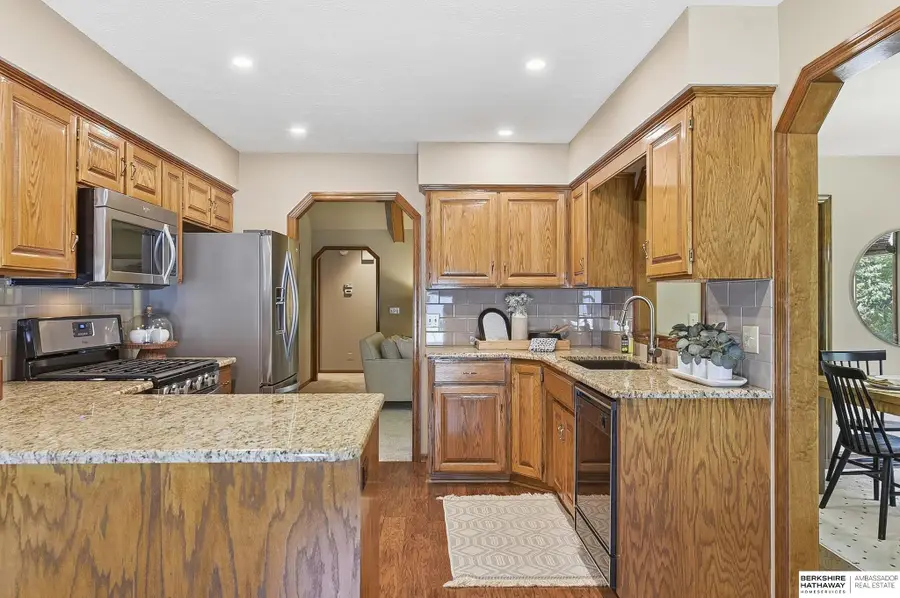 6616 S 91st Avenue, Omaha, NE 68127 - #2