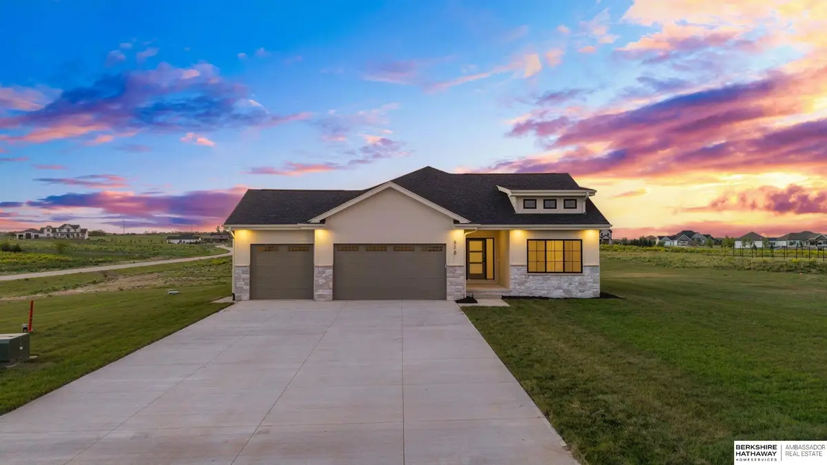 418 Karloff Circle, Yutan, NE 68073 - #1