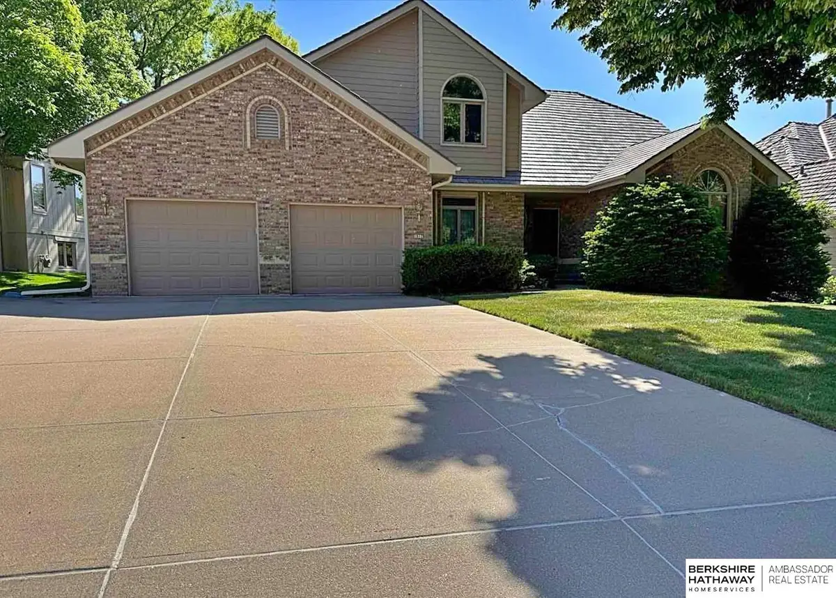 1612 S 155 Street, Omaha, NE 68144 - #1
