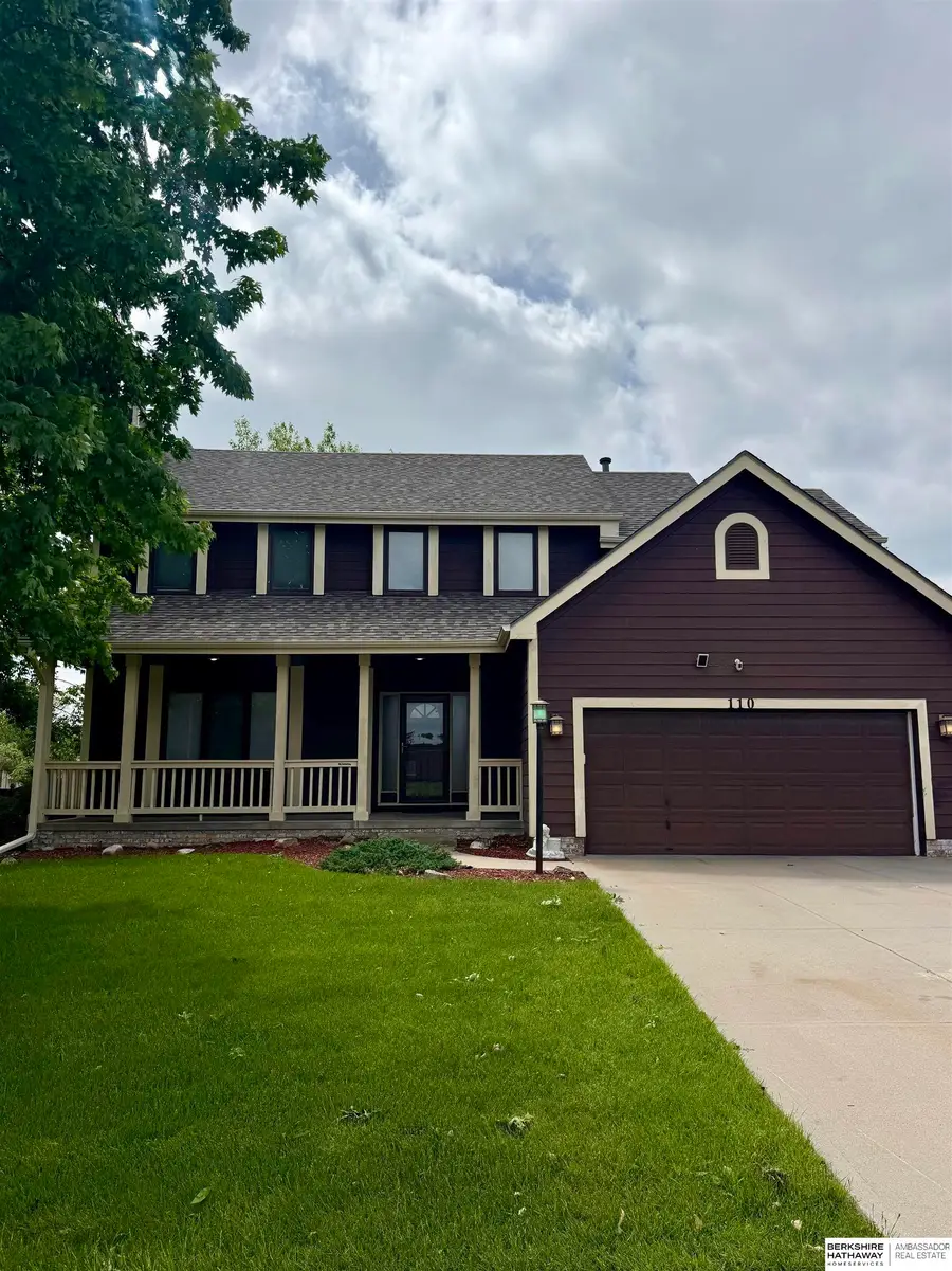 110 Fleetwood Drive, Papillion, NE 68133 - #3