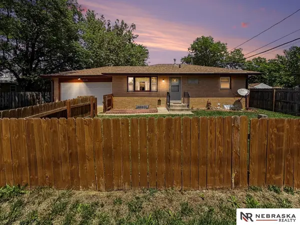 5110 Gladstone Street, Lincoln, NE 68504
