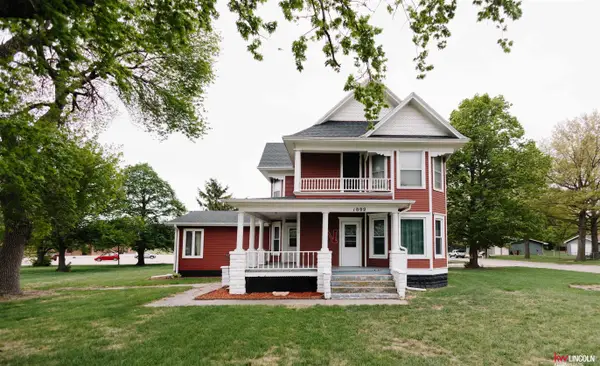 1002 A St Street, Aurora, NE 68818