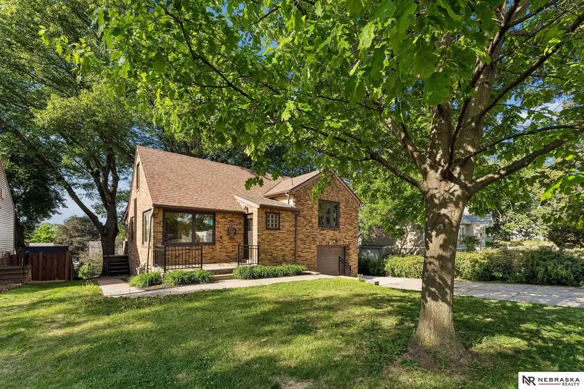 4839 Pine Street, Omaha, NE 68106 - #1