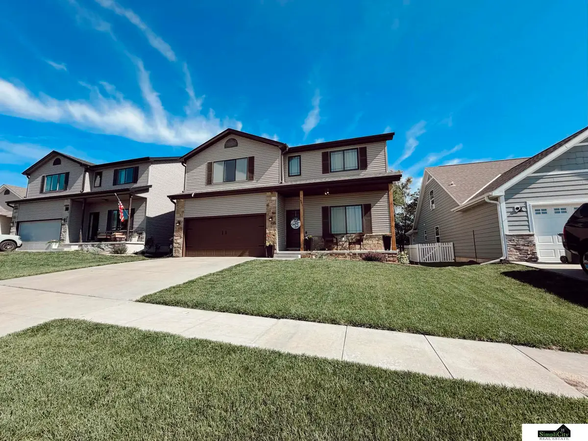 941 Scotts Creek Court, Hickman, NE 68372 - #1