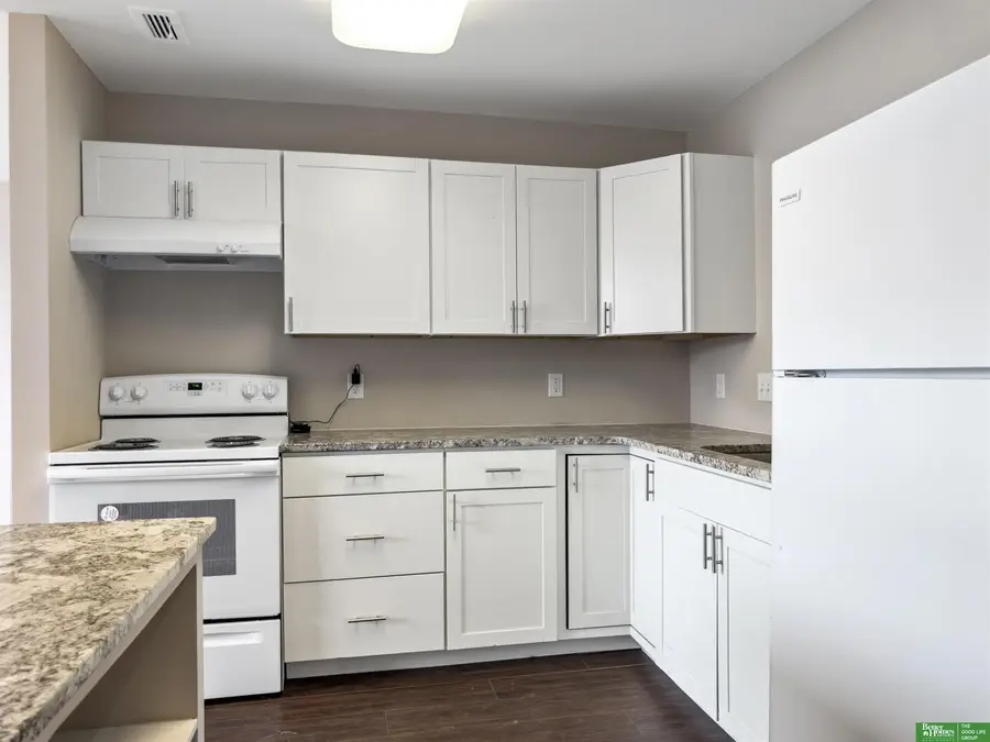 3000 Farnam Street #S4H, Omaha, NE 68131 - #2