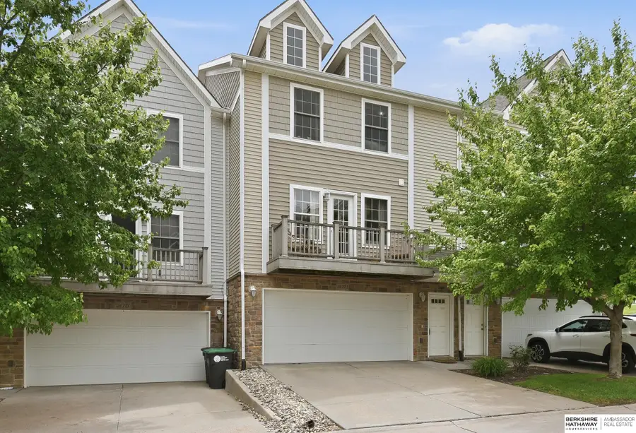 16773 Laurel Plaza, Omaha, NE 68116 - #2