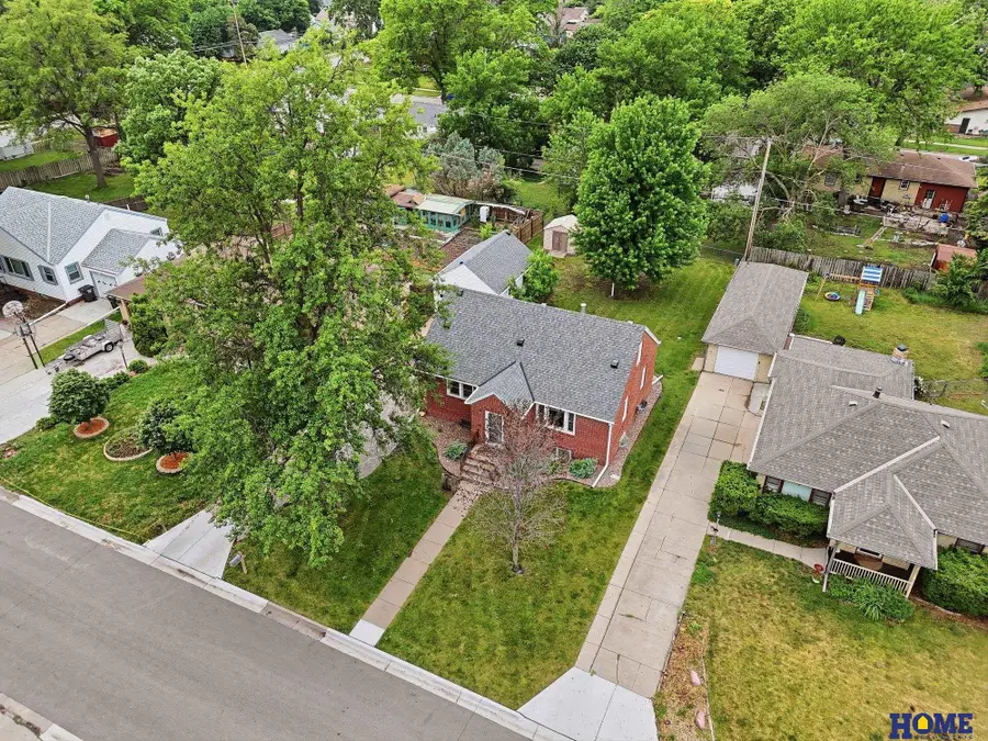 351 S 45th Street, Lincoln, NE 68510 - #2