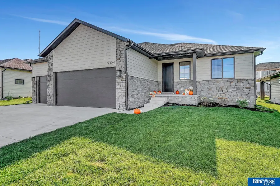 9324 S 86th Street, Lincoln, NE 68526 - #2