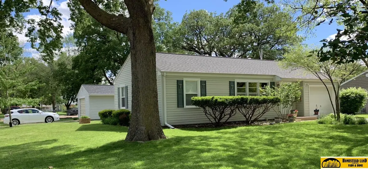 1325 Monroe Street, Beatrice, NE 68310 - #1