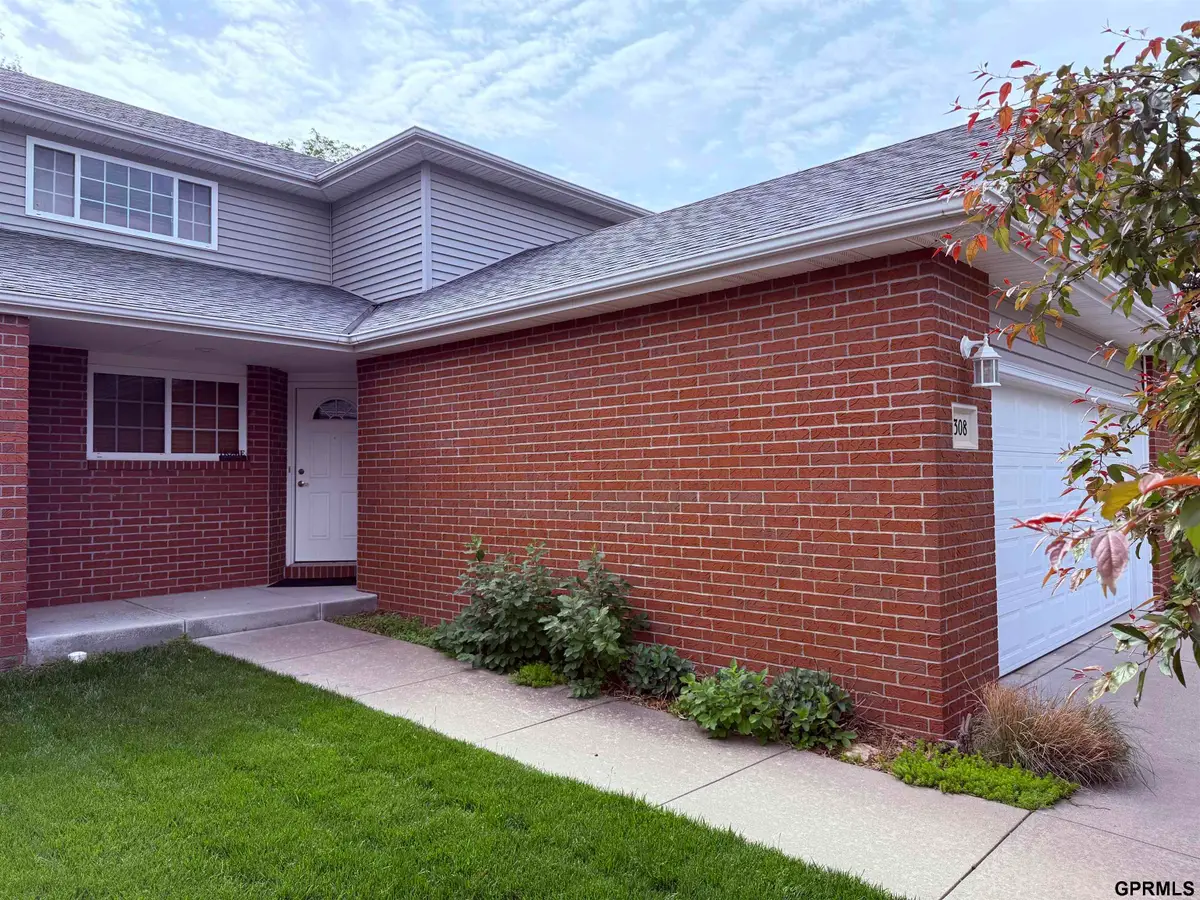 308 S 77th Court, Lincoln, NE 68510 - #1
