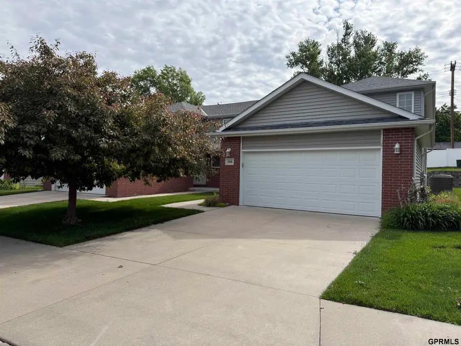 308 S 77th Court, Lincoln, NE 68510 - #2