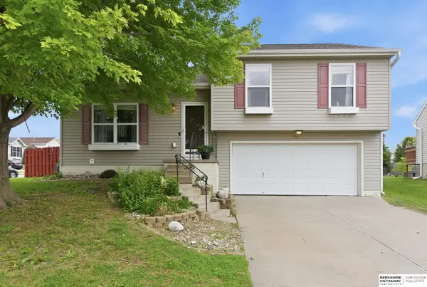 7517 N 111th Avenue, Omaha, NE 68142