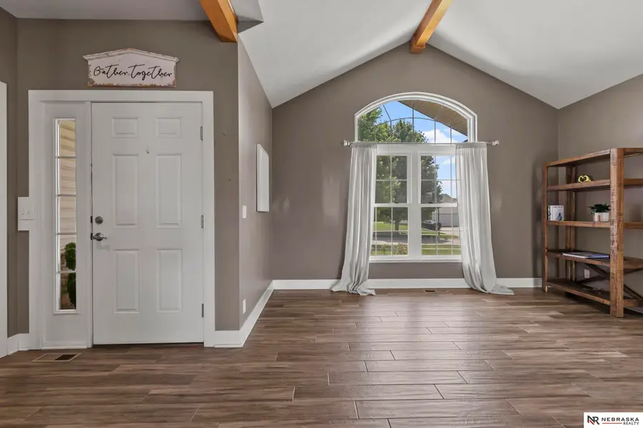 6122 Thompson Creek Boulevard, Lincoln, NE 68516 - #2