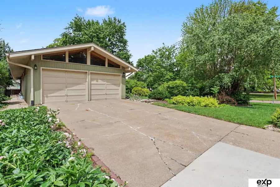 2201 S 50th Street, Lincoln, NE 68506 - #2