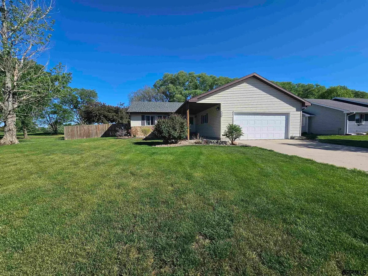 120 Crooked Creek Circle, Clay Center, NE 68933 - #1