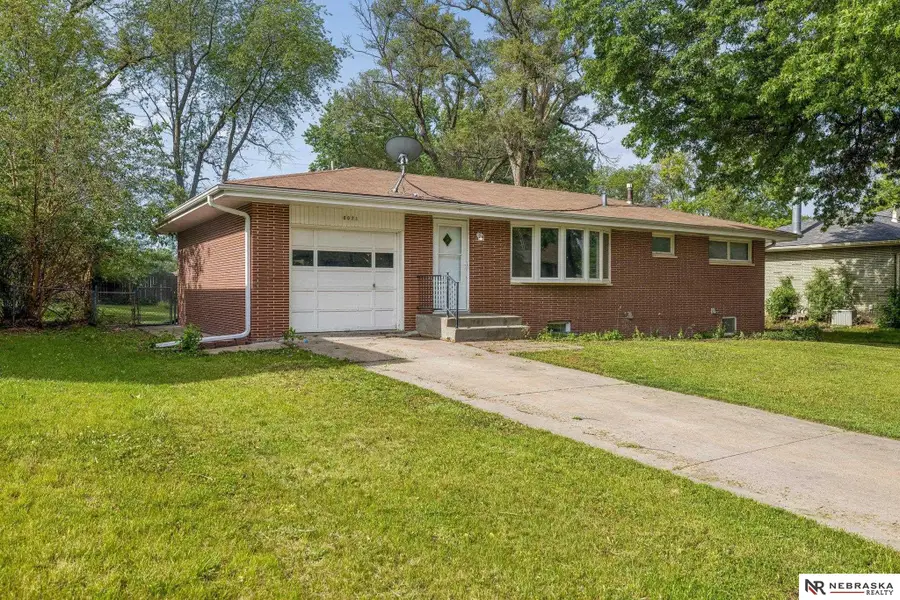 6021 Lexington Avenue, Lincoln, NE 68505 - #2