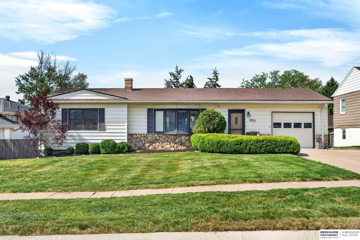 1222 Bellaire Boulevard, Bellevue, NE 68005 - #1
