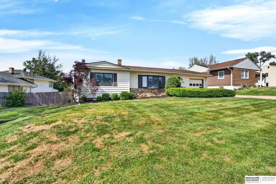 1222 Bellaire Boulevard, Bellevue, NE 68005 - #2
